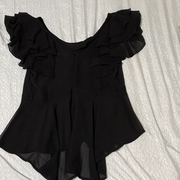 Ruffled Tops - Picture 3 of 5